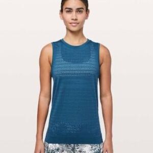 Lululemon Breeze By Muscle Tank Sz 4 Blue